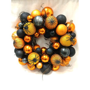 Fancy Halloween Spiders Ornament Wreath Large 18" Front Door Decor Baubles